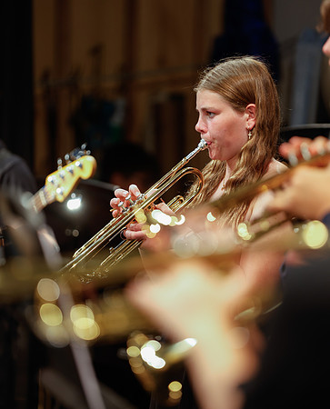 jocelyn_band_4