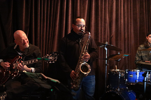 band_14