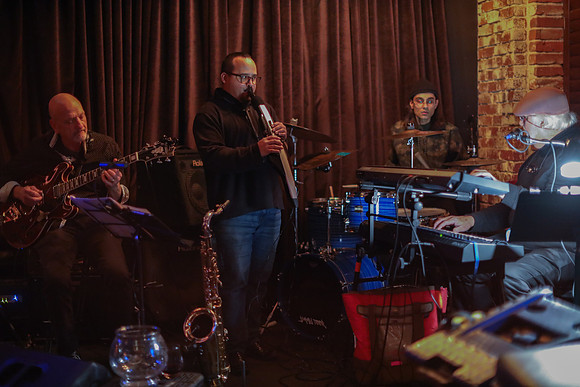 band_9