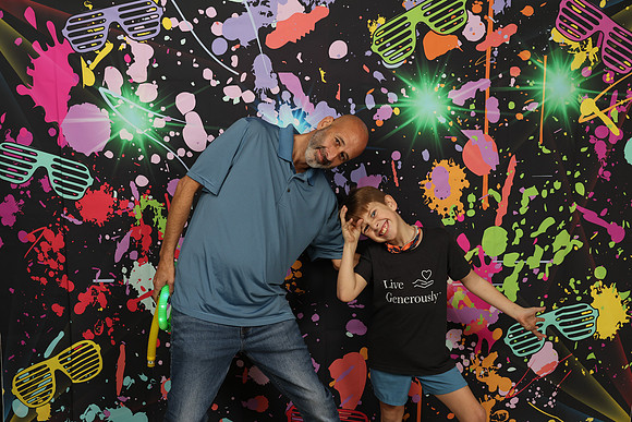 neonnight_manny_41