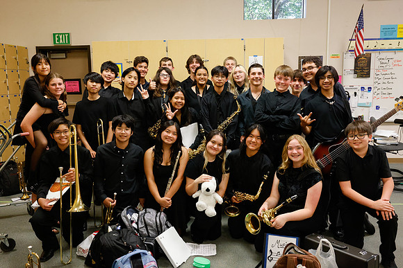 jocelyn_band_2