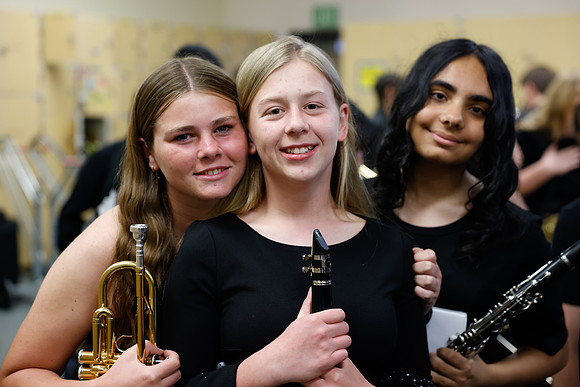 jocelyn_band_1