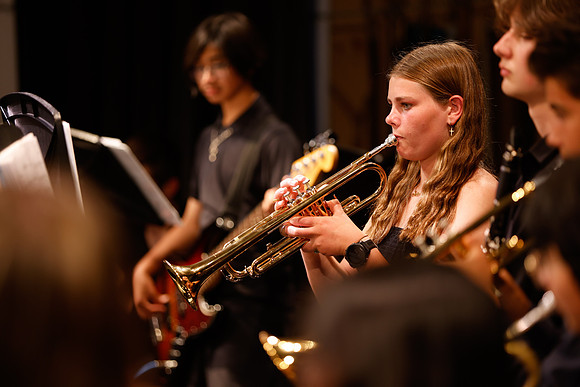 jocelyn_band_6